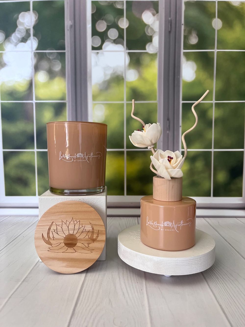 Luxe Room Diffuser - Palo Santo + Sandalwood